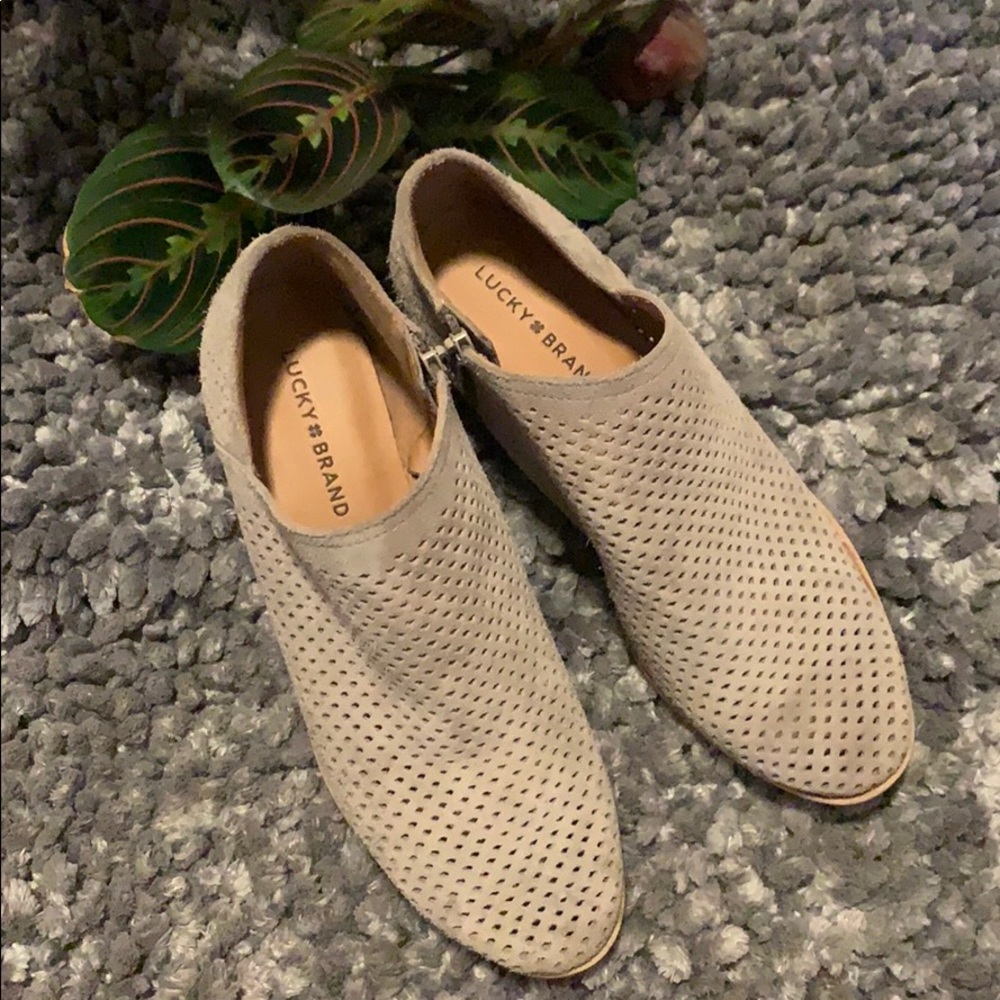 Lucky brand ankle booties | size 8.5 - Picture 5 of 9